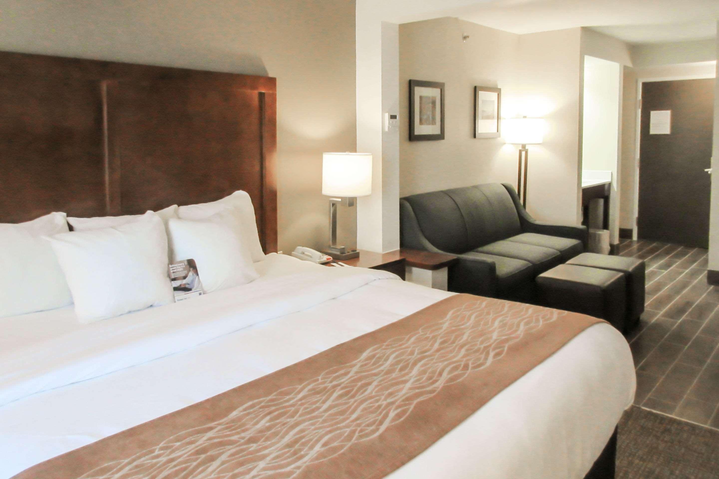 Comfort Inn & Suites Wilkes Barre - Arena Экстерьер фото