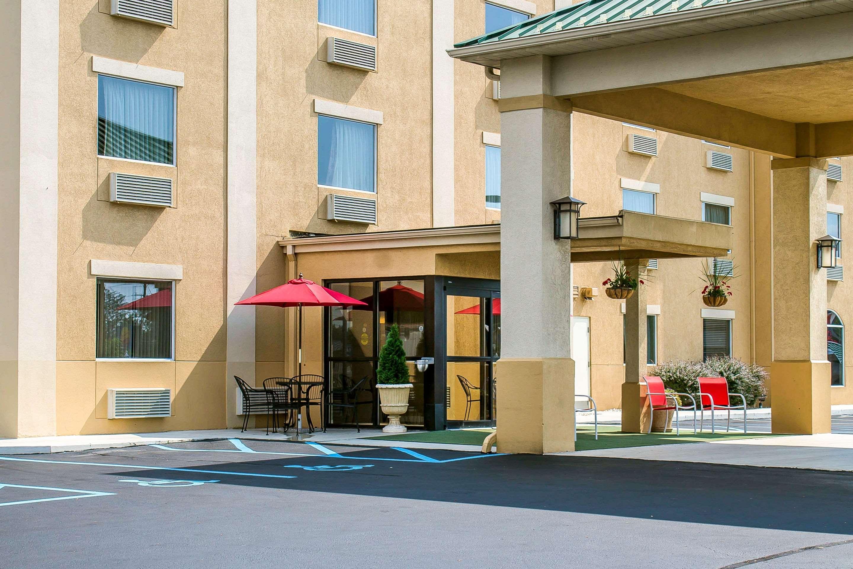 Comfort Inn & Suites Wilkes Barre - Arena Экстерьер фото