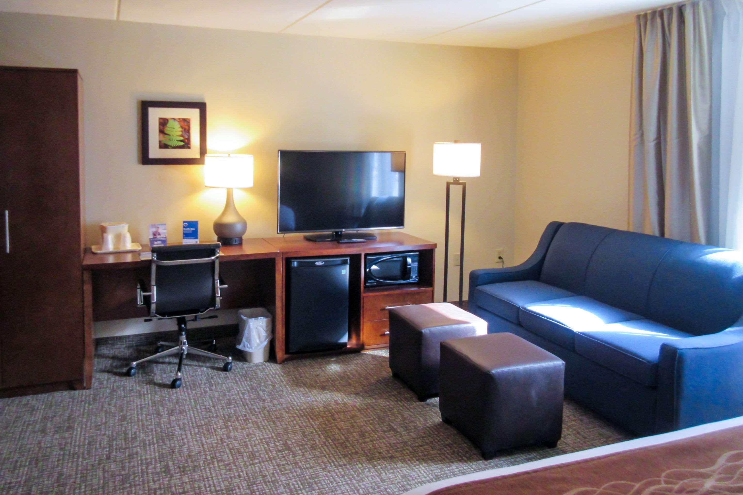Comfort Inn & Suites Wilkes Barre - Arena Экстерьер фото