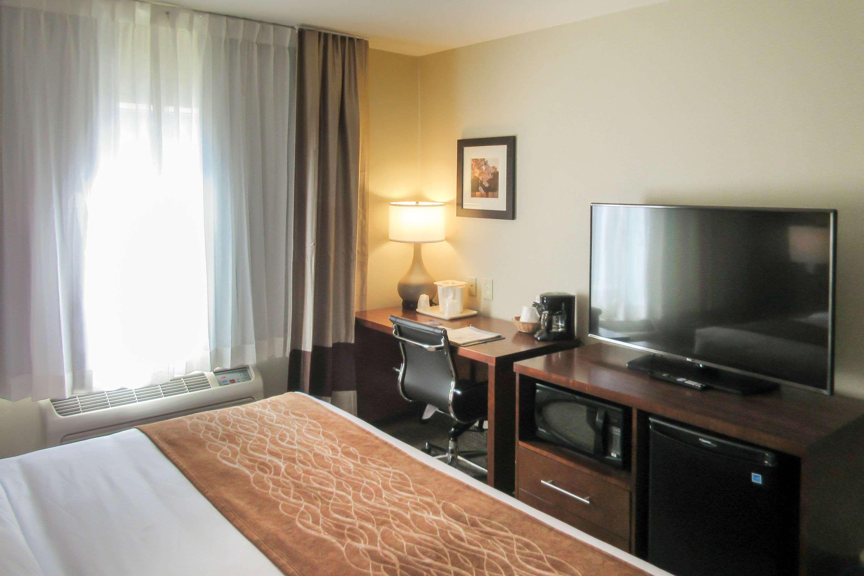 Comfort Inn & Suites Wilkes Barre - Arena Экстерьер фото