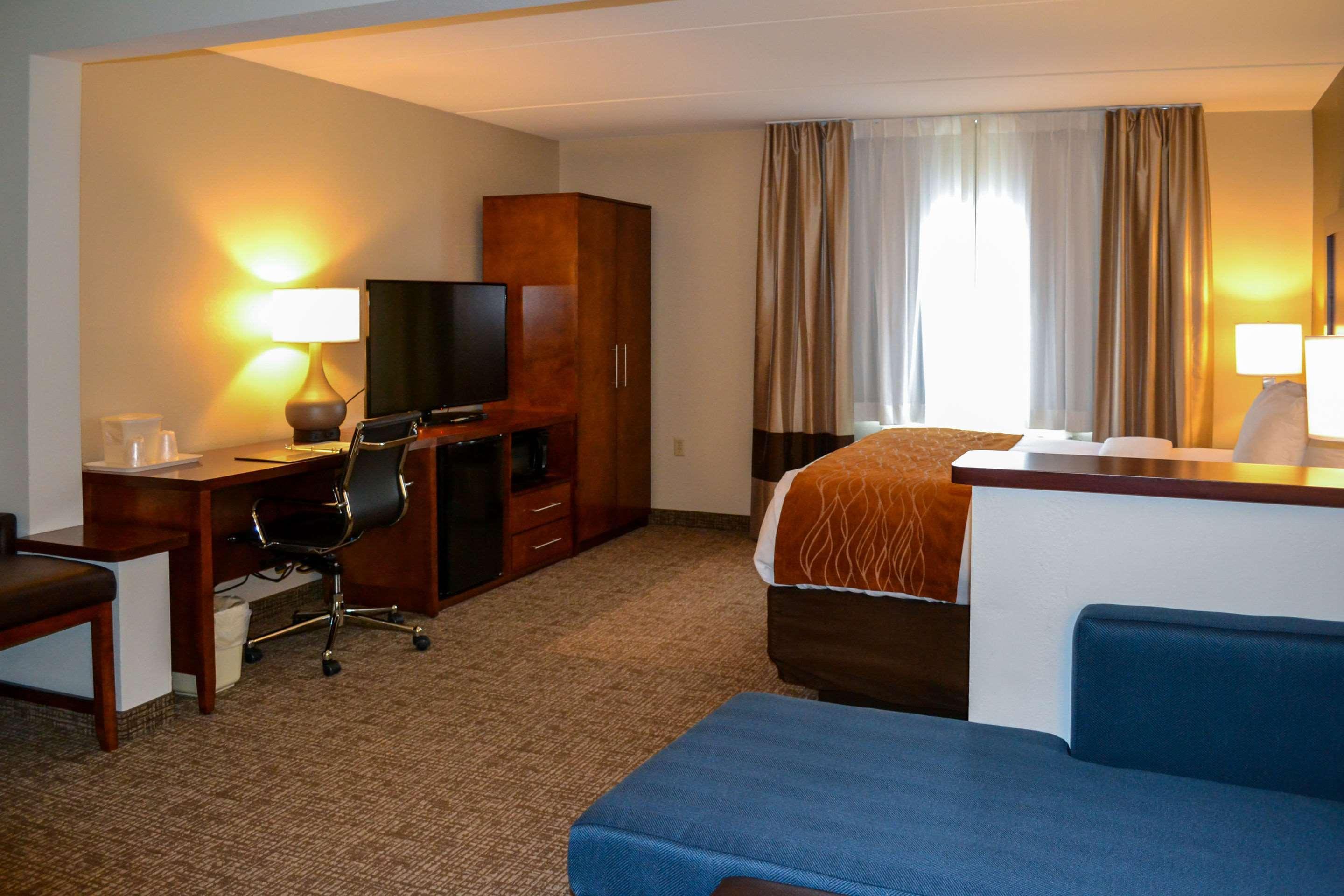 Comfort Inn & Suites Wilkes Barre - Arena Экстерьер фото