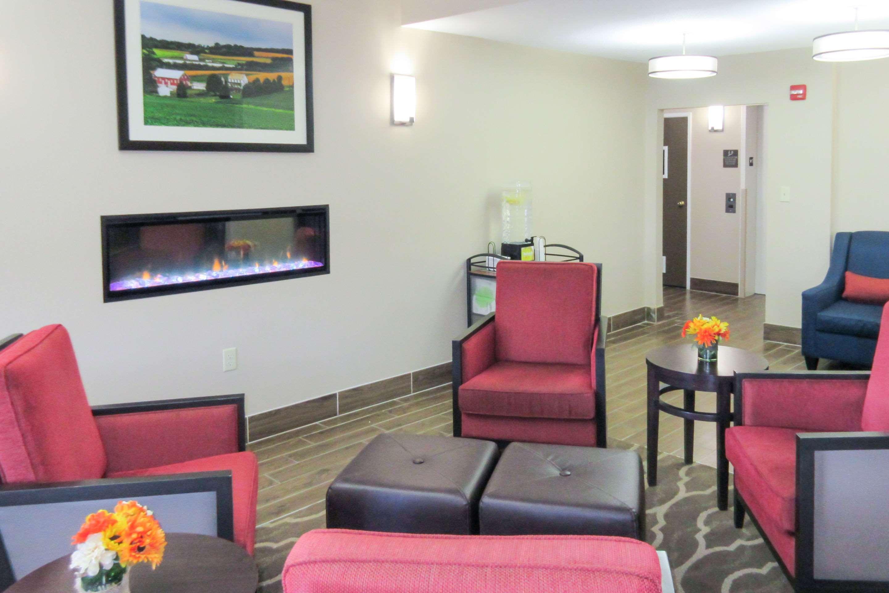 Comfort Inn & Suites Wilkes Barre - Arena Экстерьер фото