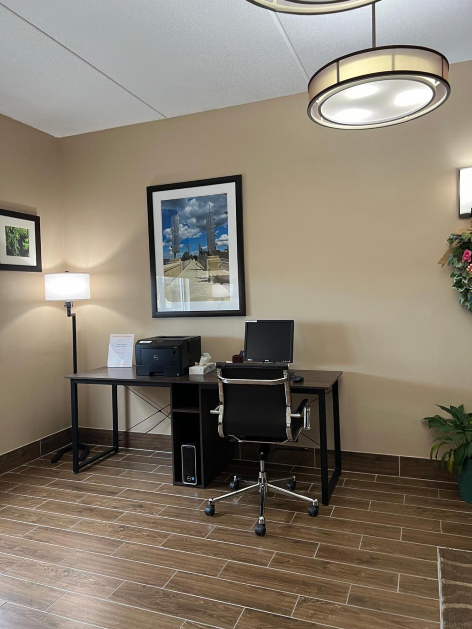 Comfort Inn & Suites Wilkes Barre - Arena Экстерьер фото