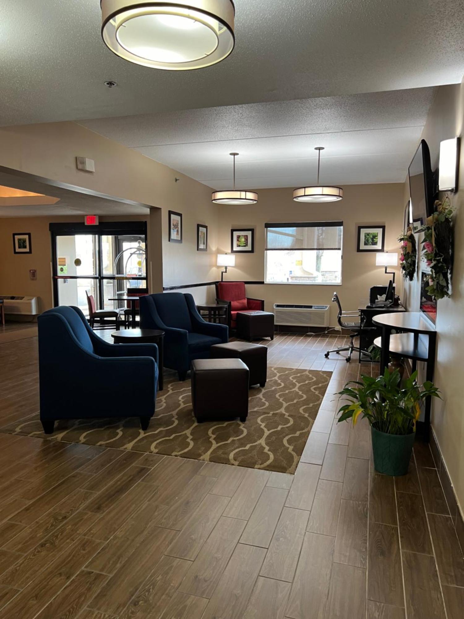 Comfort Inn & Suites Wilkes Barre - Arena Экстерьер фото