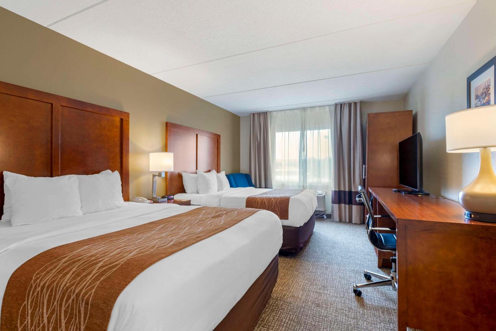 Comfort Inn & Suites Wilkes Barre - Arena Экстерьер фото